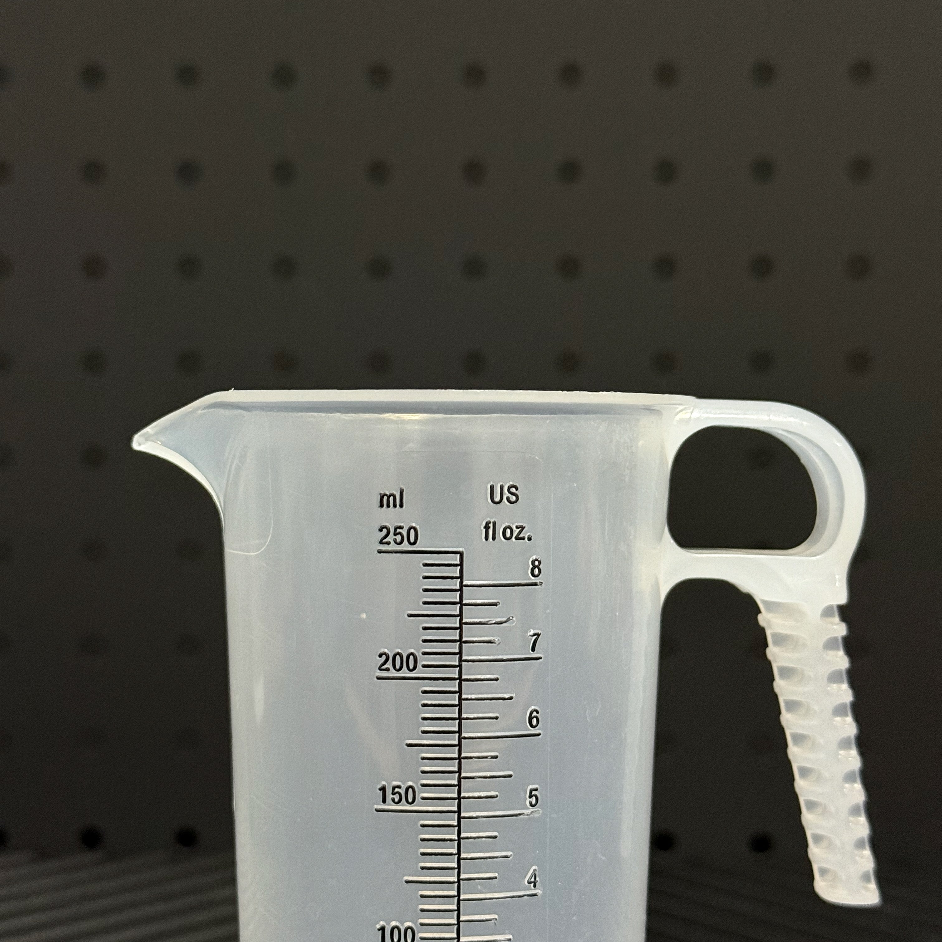 Accu-Pour™ Jarra Medidora de Polipropileno