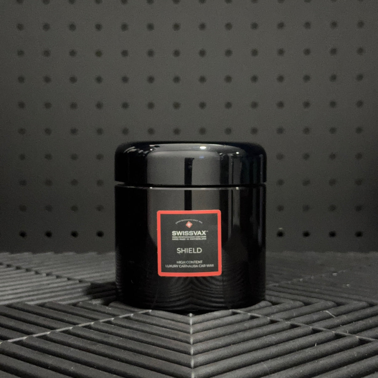 Swissvax SHIELD | 40% de carnauba con PTFE | Mayor protección.