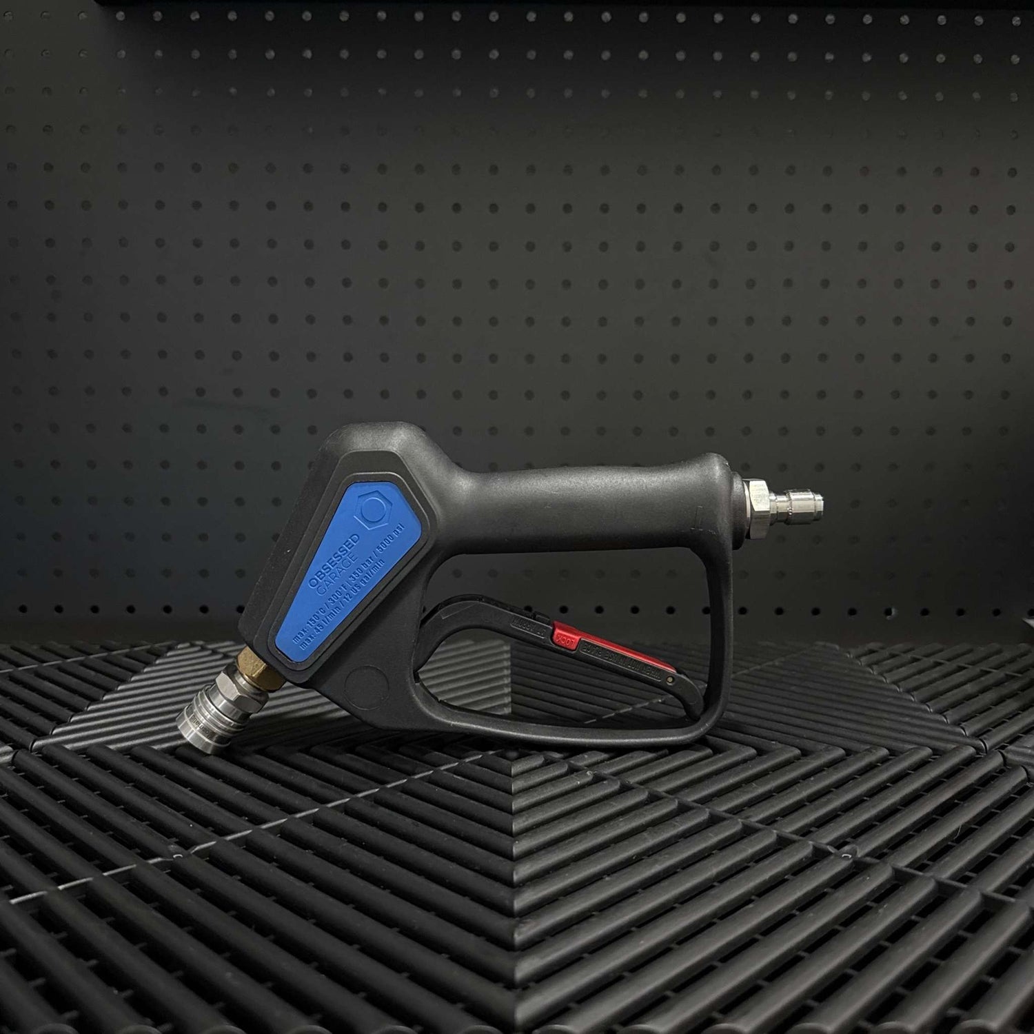 Pistola hidrolavadora Mosmatic OG Spec con conexión giratoria y gatillo de baja fuerza para lavado a presión profesional