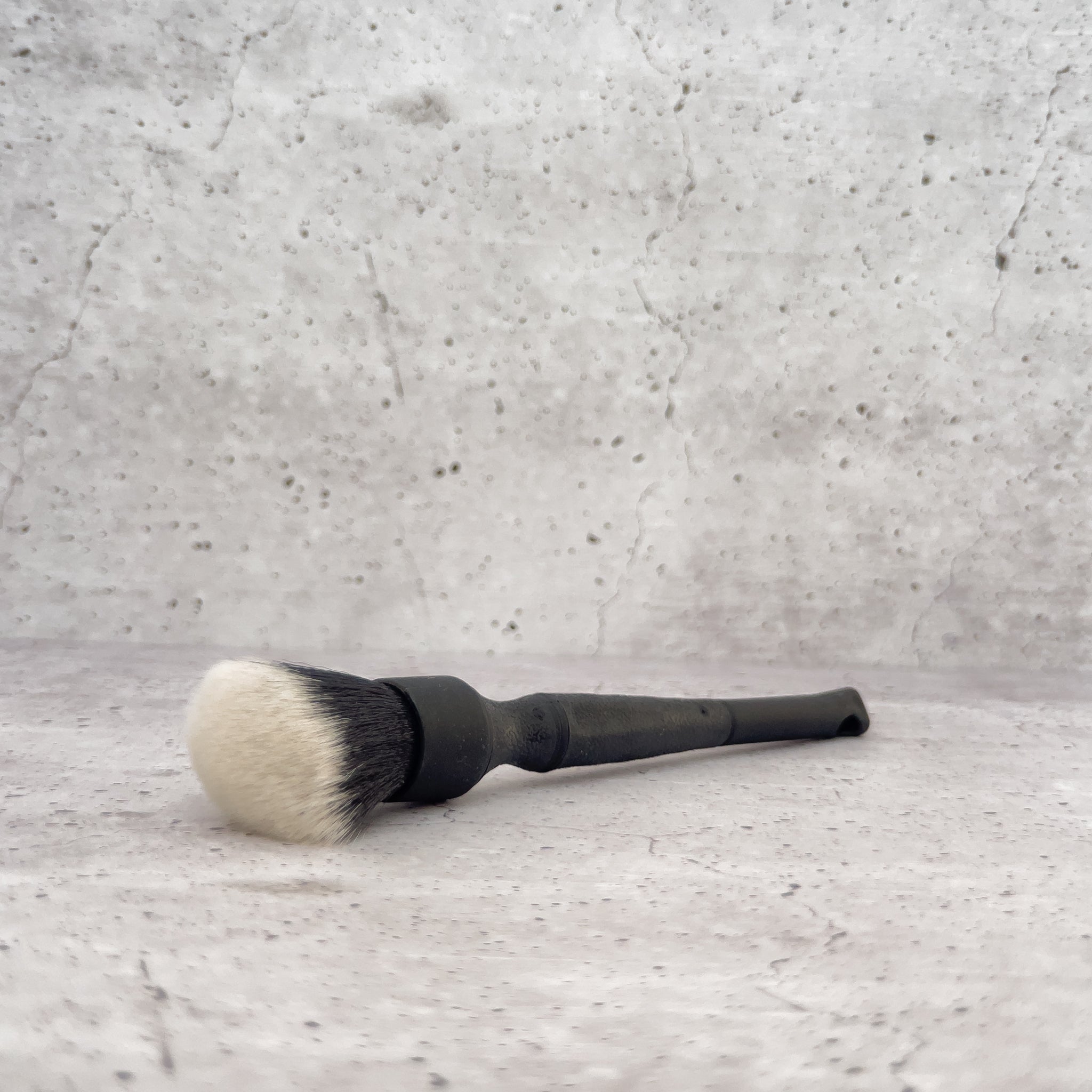 Ultra-Soft TriGrip Detailing Brushes