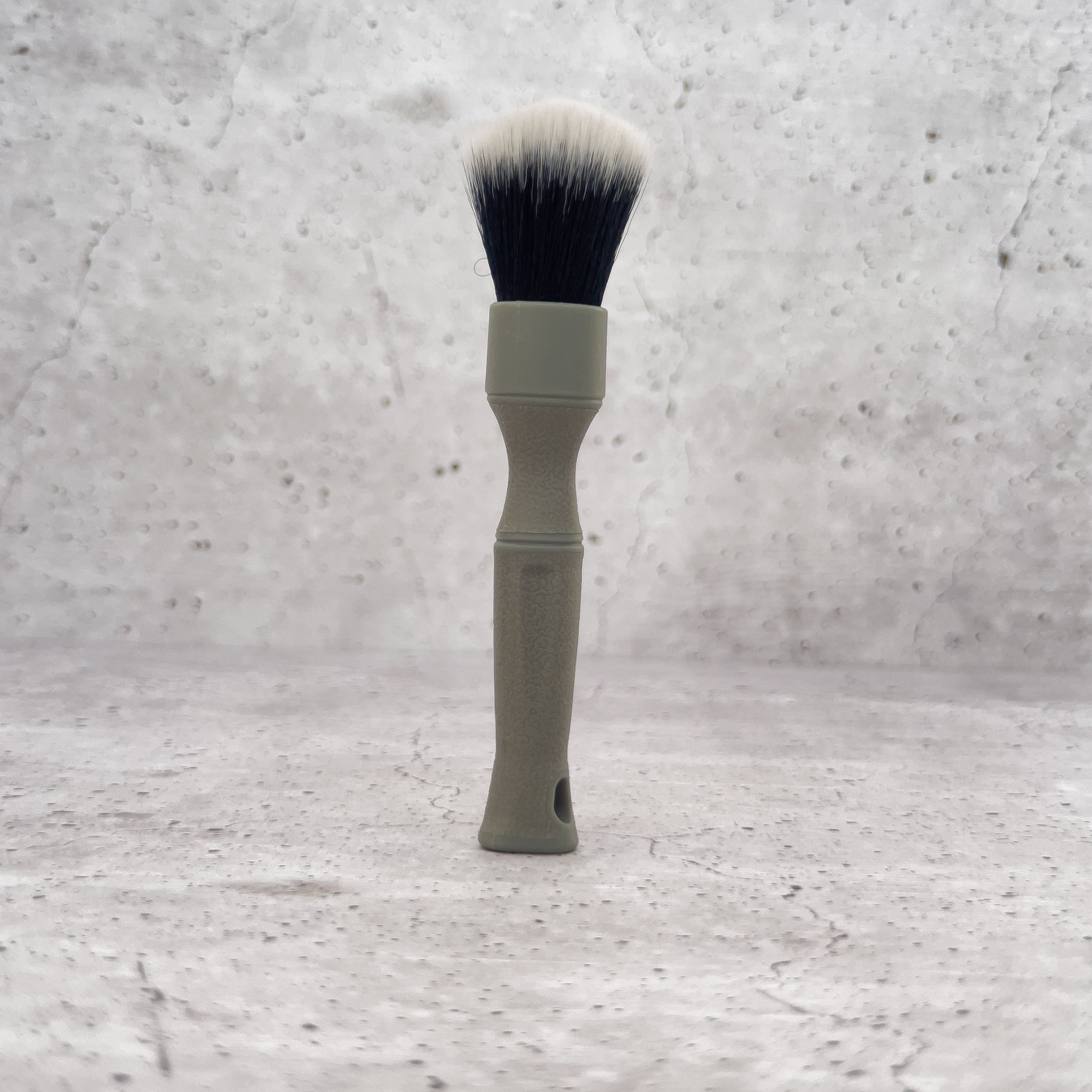 Ultra-Soft TriGrip Detailing Brushes